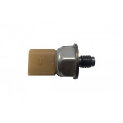 SENZOR PRESIUNE COMBUSTIBIL AUDI A4 08-16 A5 08-11 A6 09-11 Q5 09-12 Q7 07-15 VW PHAETON 08-16 TOUAREG 07-10 059130758K
