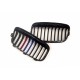 BMW 2 F45/F46 2014- Grila frontală neagră lucioasă (set de 2 piese cu ornamente în 3 culori)tuning dreapta/stânga