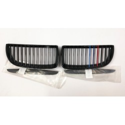 BMW 3 E90 2004.11-2008.08 grilă frontală neagră lucioasă, ornament superior 2 buc (set de ornamente în 3 culori din 4 buc)tuning