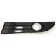 VW Touran 2007.01- Grila de protecție cu un orificiu pentru o lampă cu halogen din dreapta