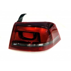 VW Passat 2010.11- lampă spate exterioară sedan dreapta afumată (DEPO)