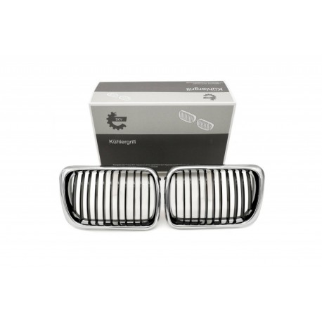 ATRACTOR PENTRU CAPACITATEA MOTORULUI carcasă cromată cu o singură bandă, dungi negre BMW 3 E36 Facelift 51138195151