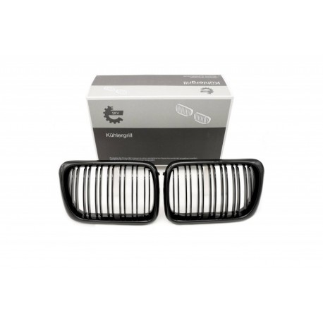 Acoperiș motor ATTRACTOR dublu lamă lucios negru BMW 3 E36 Facelift 51138195151