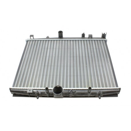 Radiator CITROEN C5 2.0 16V/2.0HDI 01- 133077