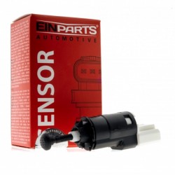 Senzor Lumină STOP/Frână pentru NISSAN NV250/NV400, OPEL MOVANO B, RENAULT CLIO III, MEGANE II, VAUXHALL MOVANO Mk II 93197675