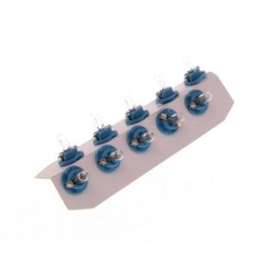 Bec cu filament BAX 12V/1,2W 8,4D albastru deschis (cu soclu plastic) 10 buc. (fără ECE)